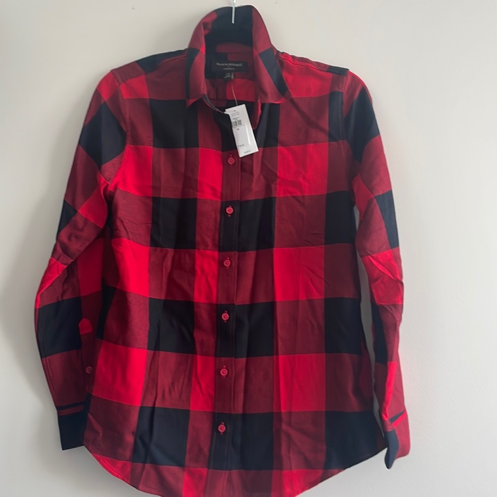 Banana Republic Buffalo Check Button Down